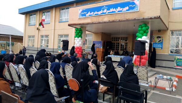 جشن جوانه‌ها در مدرسه دخترانه شهید رجایی اهر
