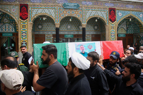 مراسم خاکسپاری پیکر قاضی شهید «علی قناعت‌کار» در قم