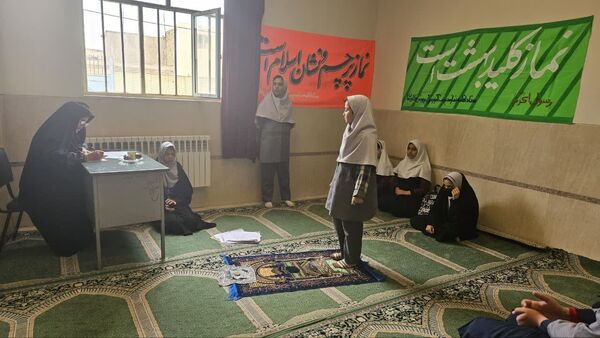  برگزاری مسابقه‌ قرآن، عترت و نماز دانش‌آموزان مقطع ابتدایی شهرستان فلاورجان