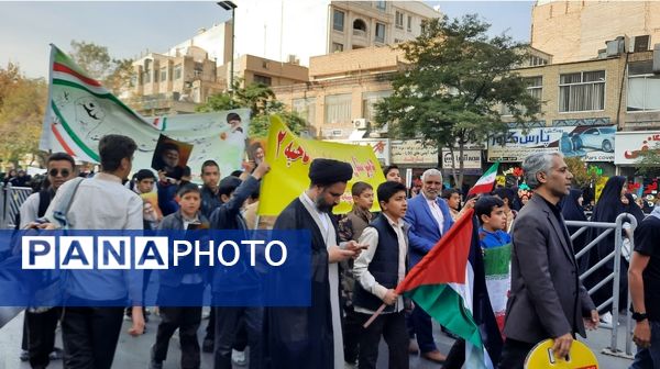  راهپیمایی ۱۳آبان روز ملی استکبار ستیزی و روز دانش آموز 