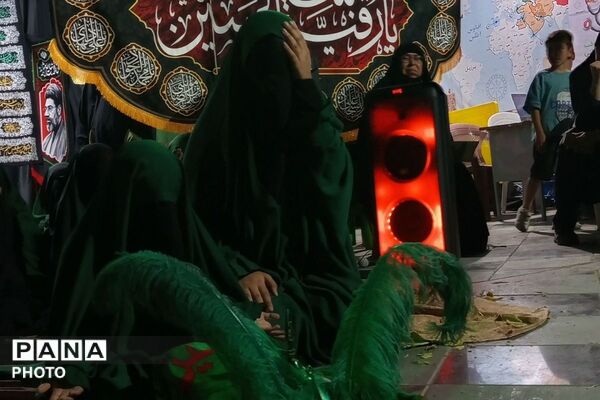  برپایی سفره حضرت رقیه (س) به کمک دانش‌آموزان و فرهنگیان پردیس