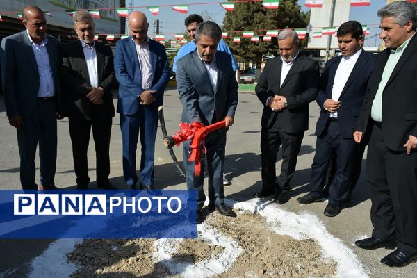 بهارستان روی ریل پیشرفت، افتتاح چندین طرح خدماتی و عمرانی