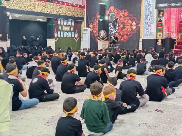 سوگواره «احلی من العسل» در حسینیه اعظم زنجان 