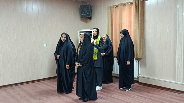 برگزاری دوره ضمن خدمت فعالیت های مکمل آموزشی و پرورشی در شهرستان ملارد