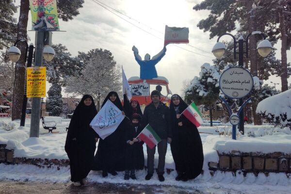 راهپیمایی پرشور ۲۲ بهمن ماه در شهرستان نیشابور