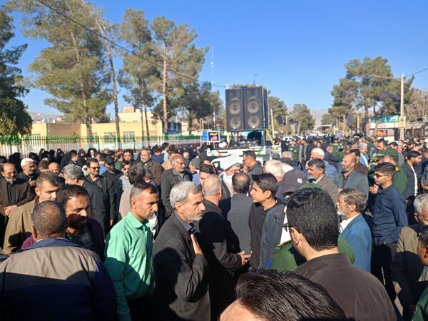 شهید گمنام در کاشمر تشیع شد