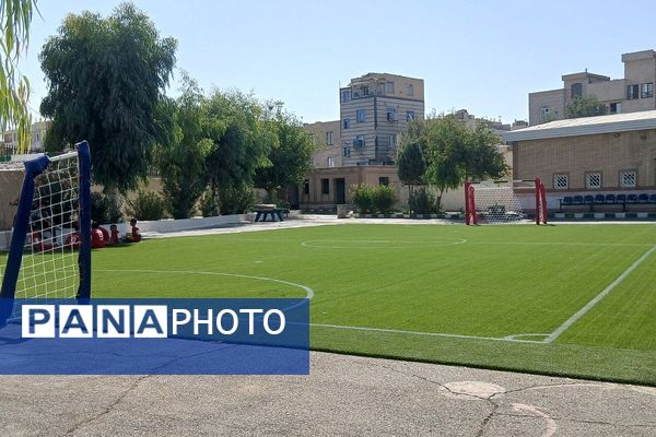 آیین افتتاحیه زمین چمن مصنوعی دبستان علی بن ابیطالب (ع) باقرشهر 