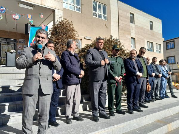 نغمه‌ای از دل تاریخ در آسمان امید