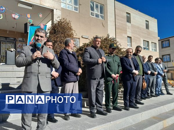 نغمه‌ای از دل تاریخ در آسمان امید