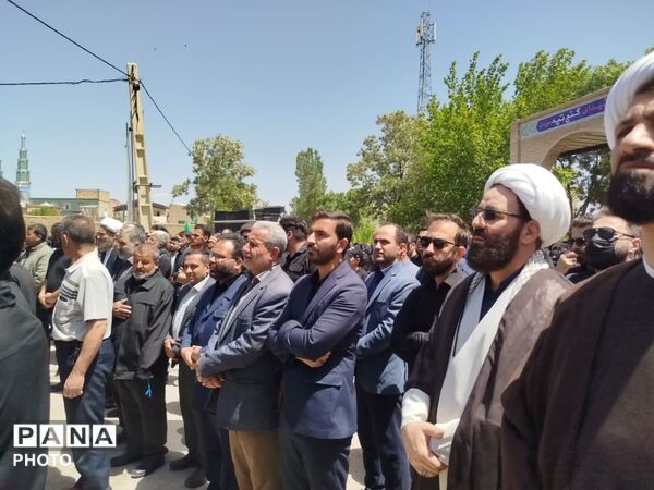 یاران چه غریبانه بودند که رفتند
