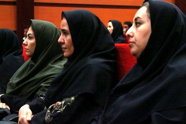 آیین تجلیل از دبیران تربیت‌بدنی در بهارستان 2