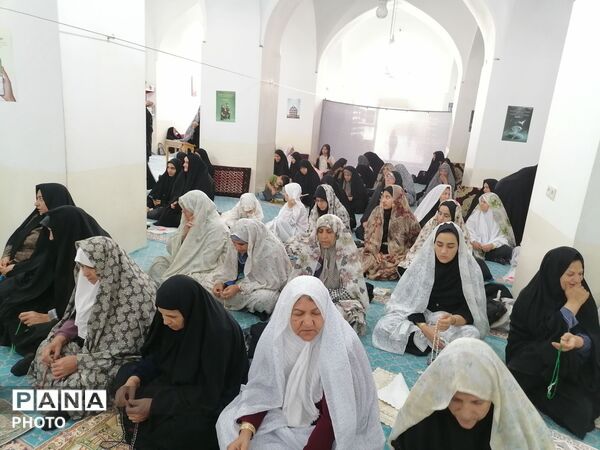 نماز جمعه در مسجد جامع شهرستان خلیل‌آباد