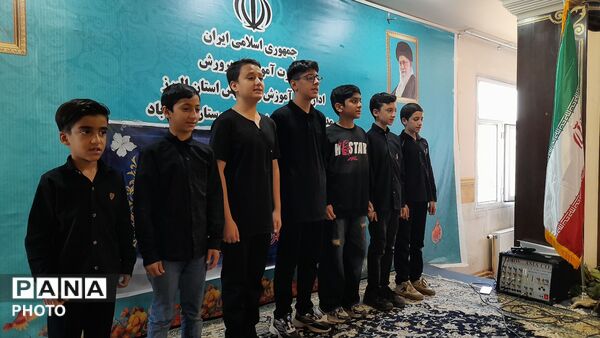 تجلیل از دانش‌آموزان برتر قرآنی شهرستان نظرآباد 