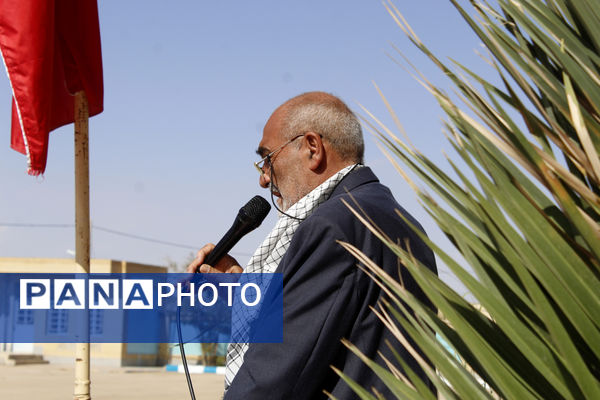 گرامیداشت هفته دفاع مقدس در دبیرستان شریعتی جاجرم