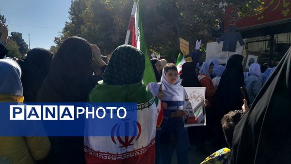 راهپیمایی ۱۳آبان در نیشابور 