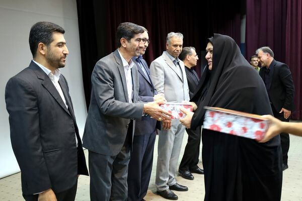 مراسم هفته پیوند اولیا و‌ مربیان در آذربایجان غربی