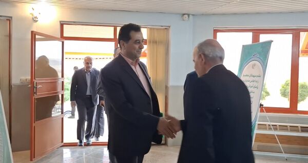 اجلاس رؤسای نواحی و مناطق آموزش و پرورش استان اصفهان در شهرستان چادگان