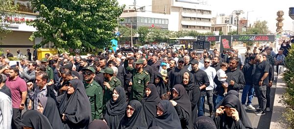 تشییع باشکوه پیکر بسیجی شهید در حمله رژیم صهیونیستی؛ مردم با فریاد مرگ بر اسرائیل وداع کردند