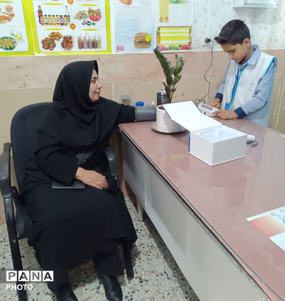 افتتاح اتاق بهداشت در مدرسه جیحون شهرستان خاتم