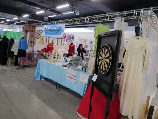 برپایی نمایشگاه هفته مشاغل در شهرستان بجنورد