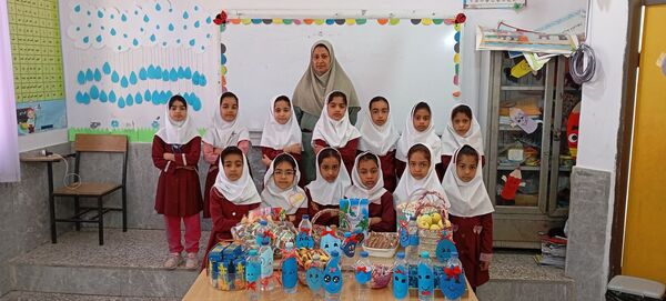 جشن روز پرستار در مدرسه مولوی فین