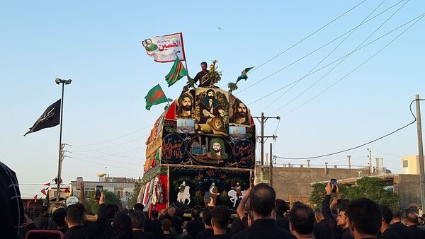 شکوه نخل‌گردانی در گناباد؛ تصویری از عشق و ارادت در محرم