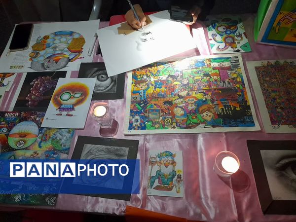 نمایشگاه دختران آفتاب در دوره اردوهای متمرکز شهر تهران