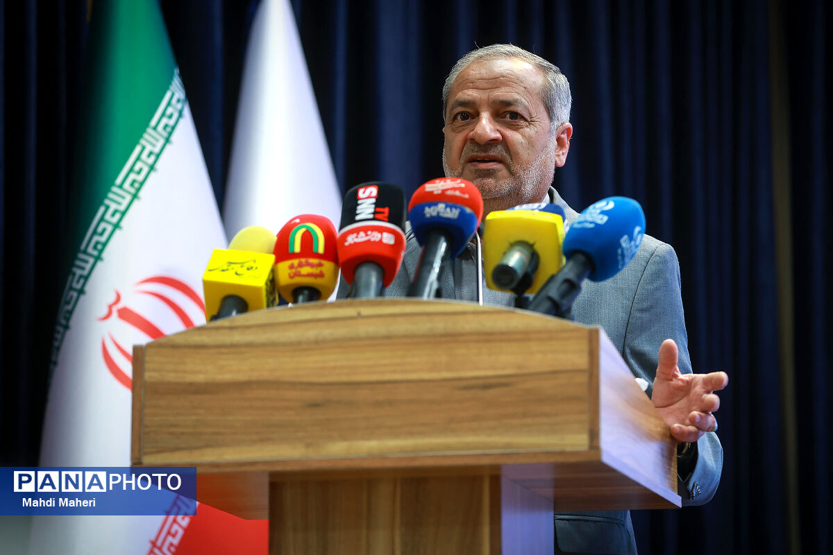 مهم‌ترین ماموریت دستگاه تعلیم و تربیت، حفظ و انتقال فرهنگ ایثار و شهادت به نسل‌های آینده است