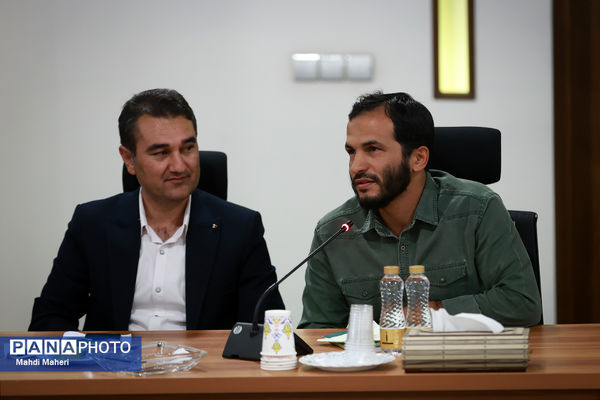 بیست و پنجمین فراخوان ملی پرسش مهر ریاست جمهوری