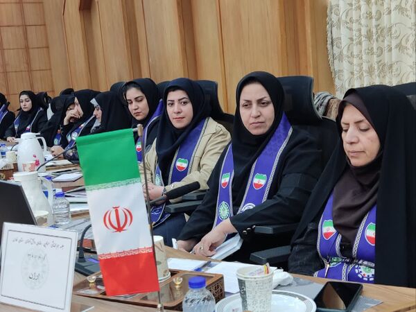 نشست هم‌اندیشی مسئولان سازمان دانش‌آموزی استان فارس روز دوم