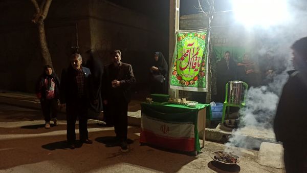مراسم نور افشانی و ایستگاه صلواتی در شهرستان سملقان