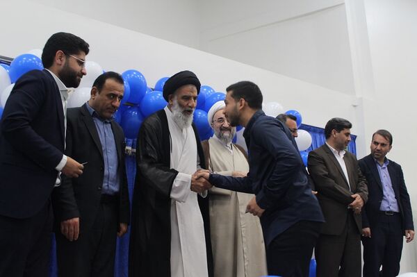 دیدار دانش‌آموزان دوره شهید علم‌الهدی با نماینده ولی فقیه در خوزستان