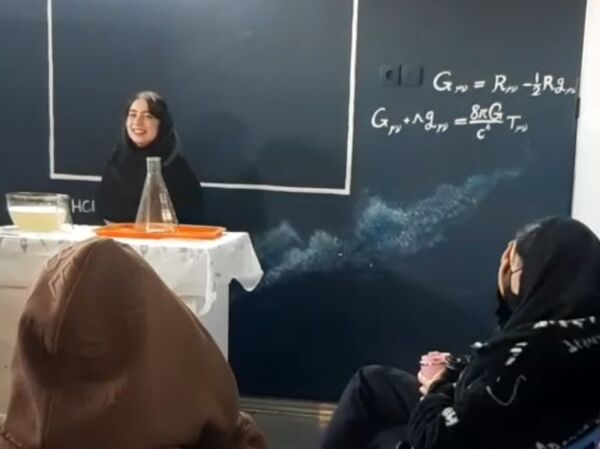 بازدید علمی دانش آموزان دبیرستان بهار آزادی از انگاریوم دانشگاه فردوسی مشهد 