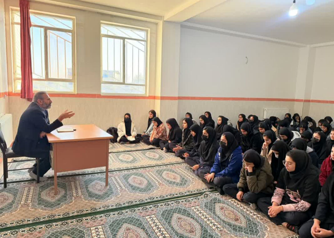 مدیریت زمان در موفقیت تحصیلی و اخلاقی نقش مهمی دارد