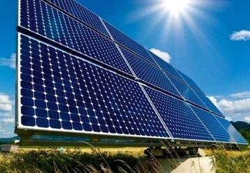 افزایش ۱۰۸۶ مگاواتی ظرفیت نیروگاه‌های خورشیدی در سال 1404