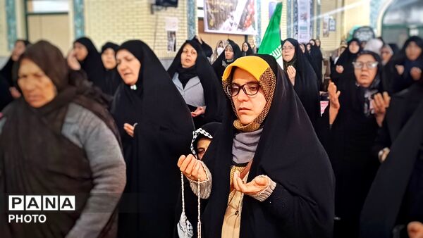 اجتماع شبانه رزن هم‌زمان با سالروز شهادت امام صادق(ع)