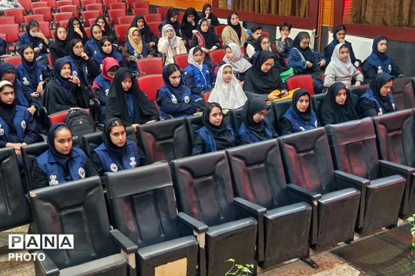 تبیین اهمیت رسانه در تربیت