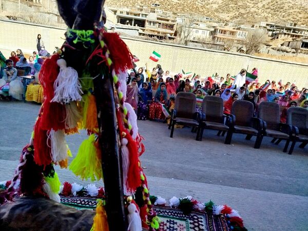 تقدیر از دانش‌آموزان آموزشگاه برکت شهرک مامور