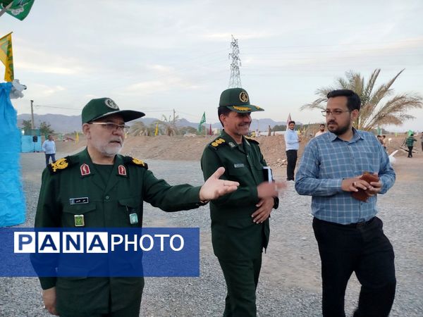 بازدید مشاور فرمانده سپاه امام رضا (ع) از دومین کنگره ملی شهید مدرس (ره) 