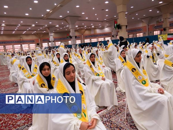 تمرین آمادگی گروه پیشتازان برای اجرا در اجلاسیه سراسری نماز