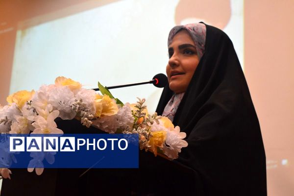 اختتامیه جشنواره ریحانه درسالن سجادیه بهارستان ۲