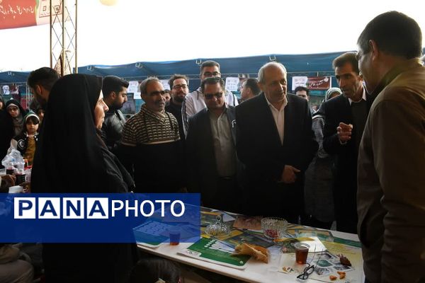 دومین جشنواره زرشک سیاه در روستای تیل شهرستان شبستر