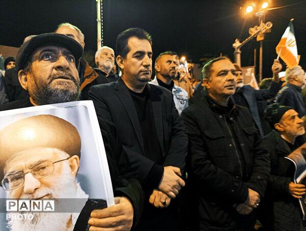 حضور ملت غیور بجنورد در شهرستان بجنورد  پی شهادت رهبر انقلاب 
