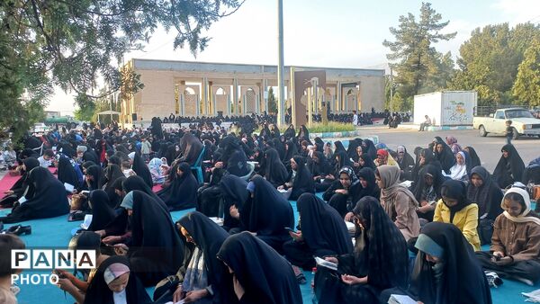 مراسم دعای عرفه در ماهان