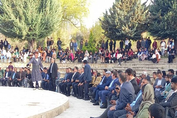 جشن نوروزگاه در پارک ساحلی یاسوج 