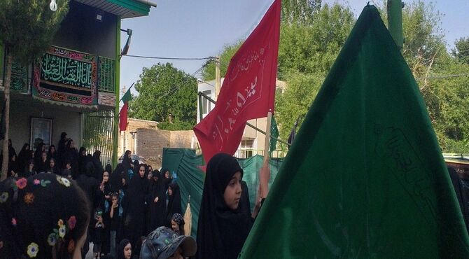 شیرخوارگان حسینی در سوگ کوچک‌ترین شهید کربلا گرد هم آمدند