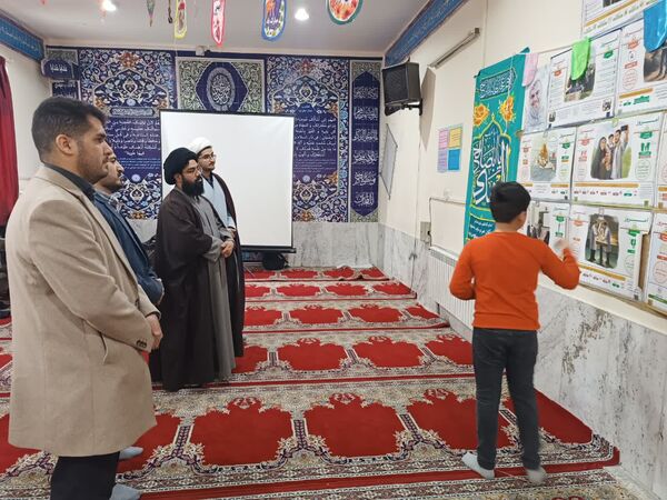 برپایی نمایشگاه مدرسه انقلاب در دبیرستان شهید رجایی
