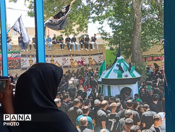 عاشورا در قلب تاریخ؛ سوگواری سیدالشهدا(ع) در حسینیه تاریخی روستای آورزمان 