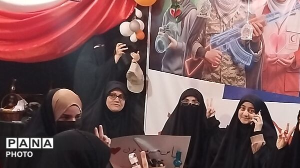 طلوع ایرانِ امام‌ رضایی در جشن دختران انقلابی