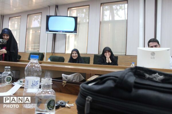 نشست شورای اندیشه‌ورز سازمان دانش‌آموزی استان قم